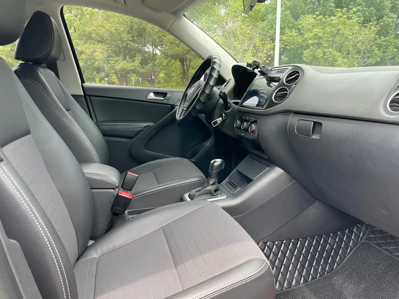 Volkswagen Tiguan 2017 300TSI Automatic 2WD Silk Road Fashion Edition фото 12
