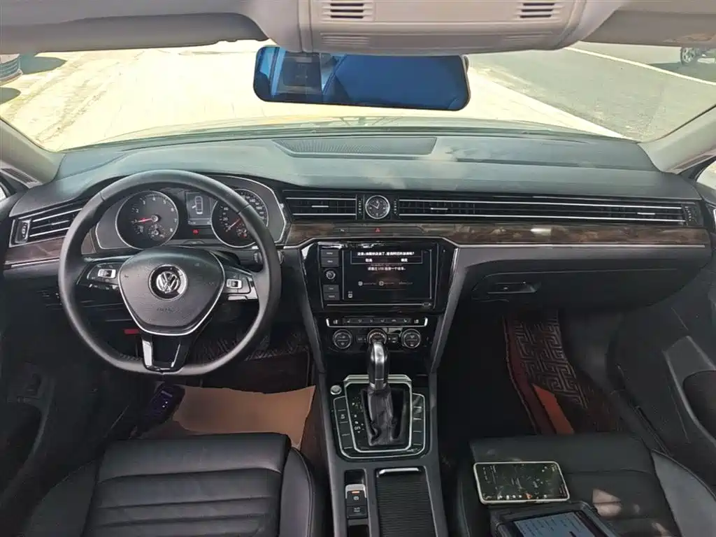 Volkswagen Magotan 2019 330TSI DSG Luxury Class China VI фото 10