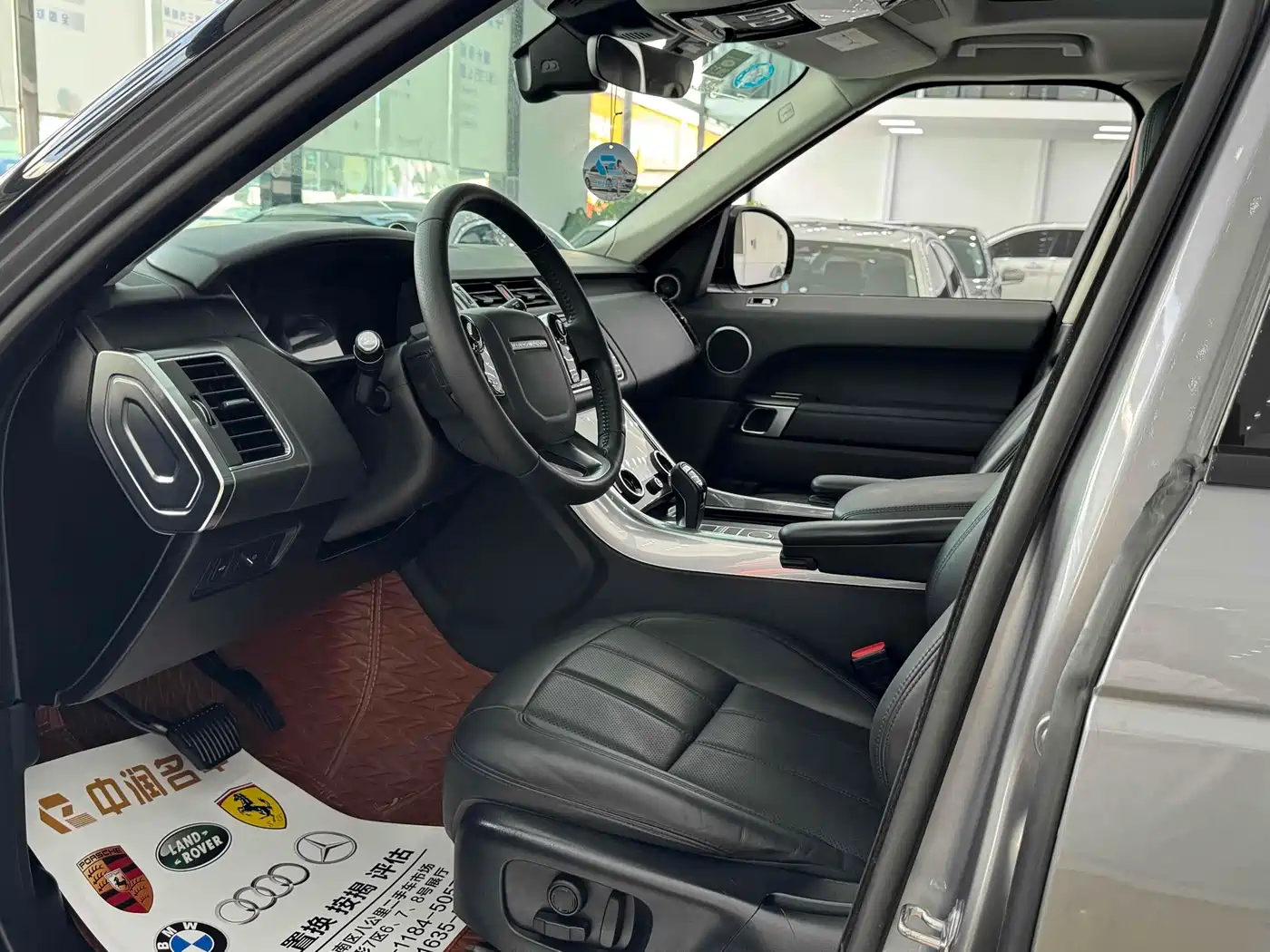 Land Rover Range Rover Sport 2020 3.0 L6 SE фото 6