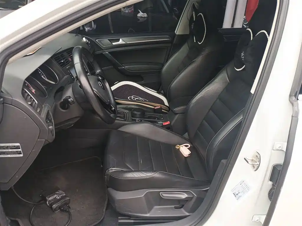 Volkswagen Golf 2016 230TSI Automatic Luxury фото 11