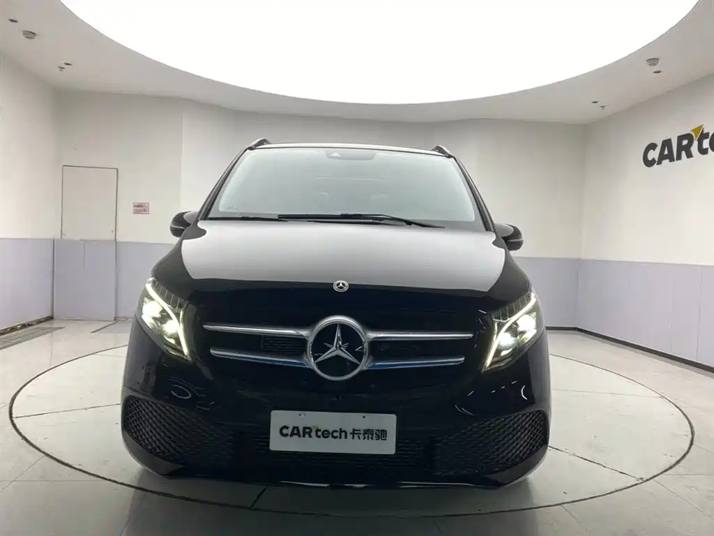 Mercedes-Benz V-Class 2022 V 260 Pilot Edition фото 3