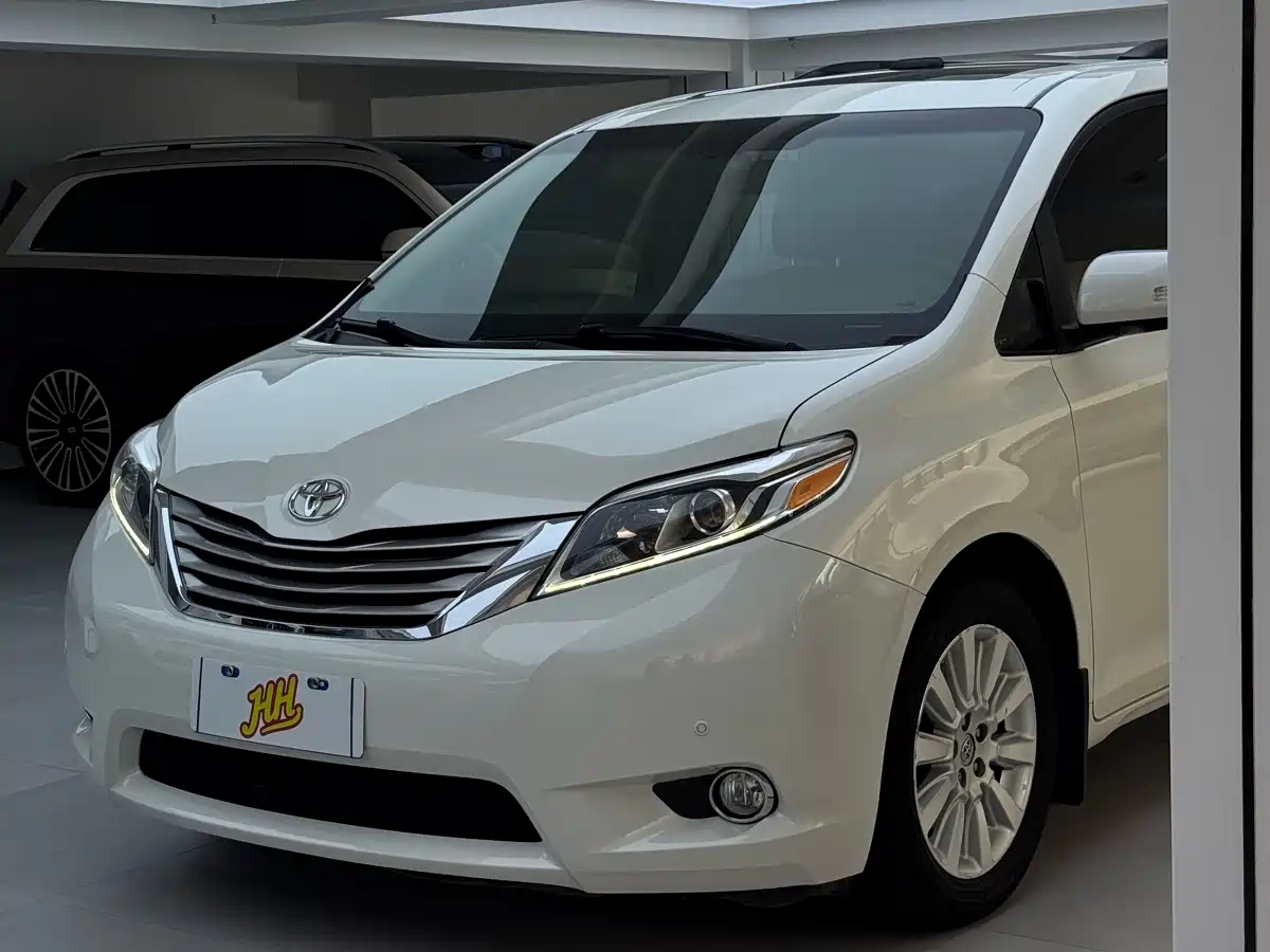 Toyota Sienna 2017 2015 3.5L 4WD L