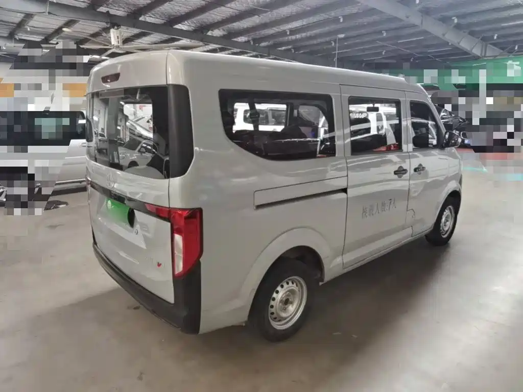 Changan Kuayue Kuayuexing V3 2025 2023 1.3L Gasoline Standard 7-seater Passenger Van