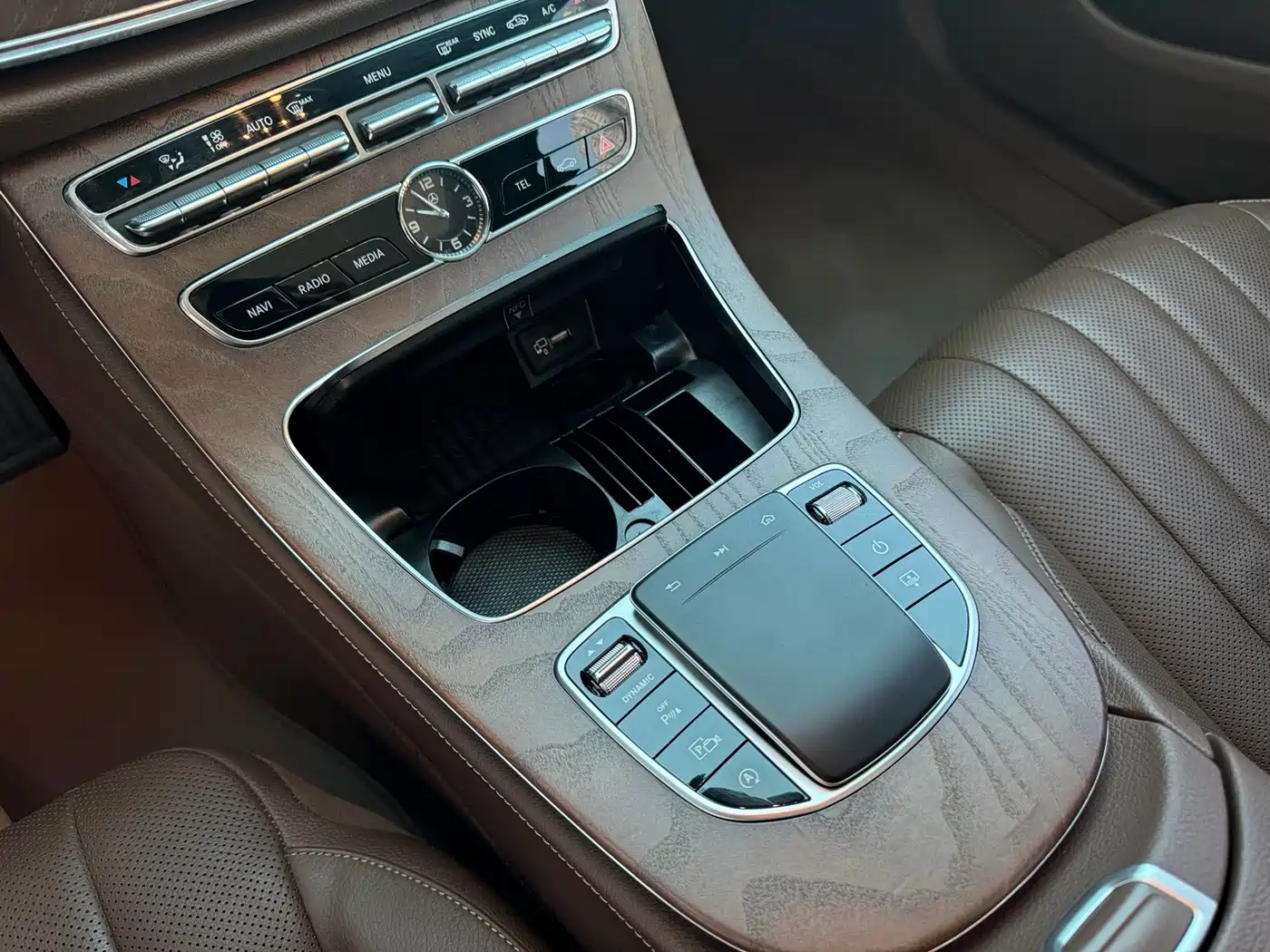 Mercedes-Benz E-Class 2020 Facelift E 300 L Exclusive фото 4