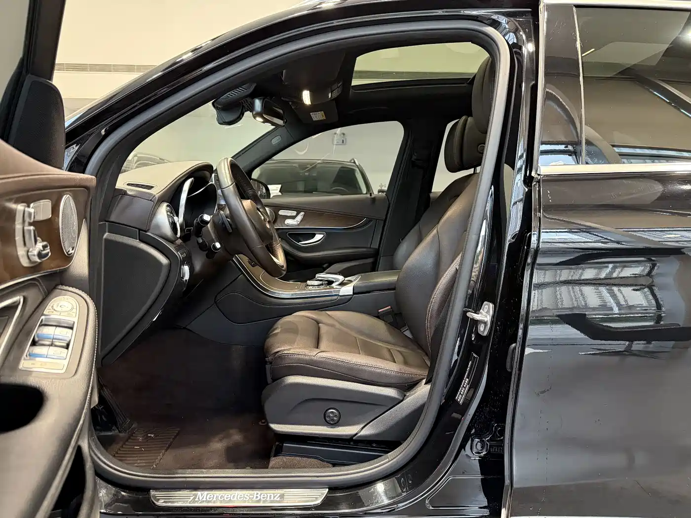 Mercedes-Benz GLC 2019 GLC 300 L 4MATIC Dynamic фото 8