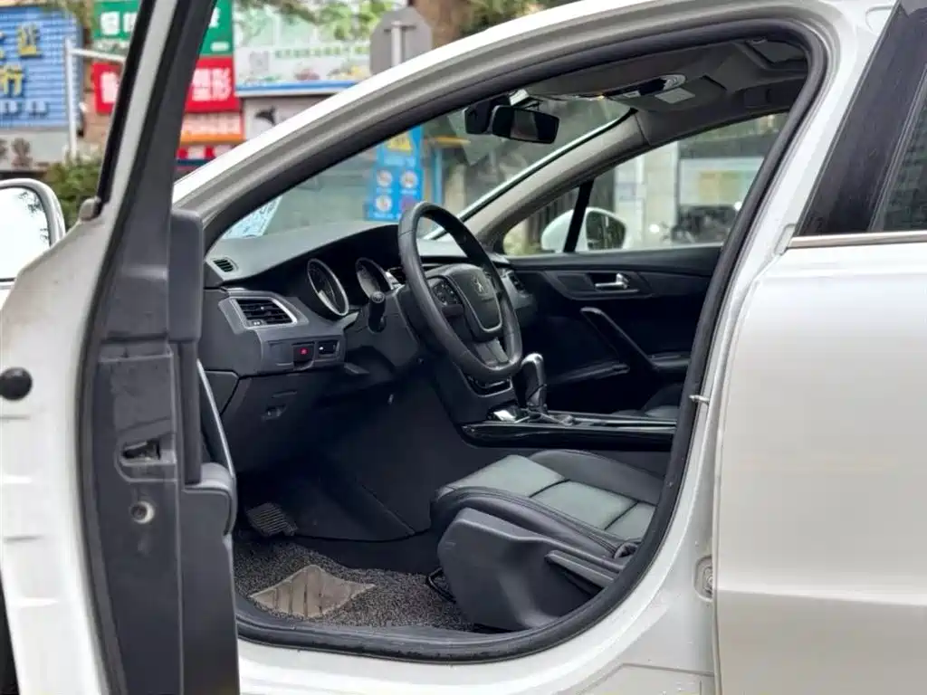 Peugeot 508 2015 1.6THP Auto Comfort Edition фото 7