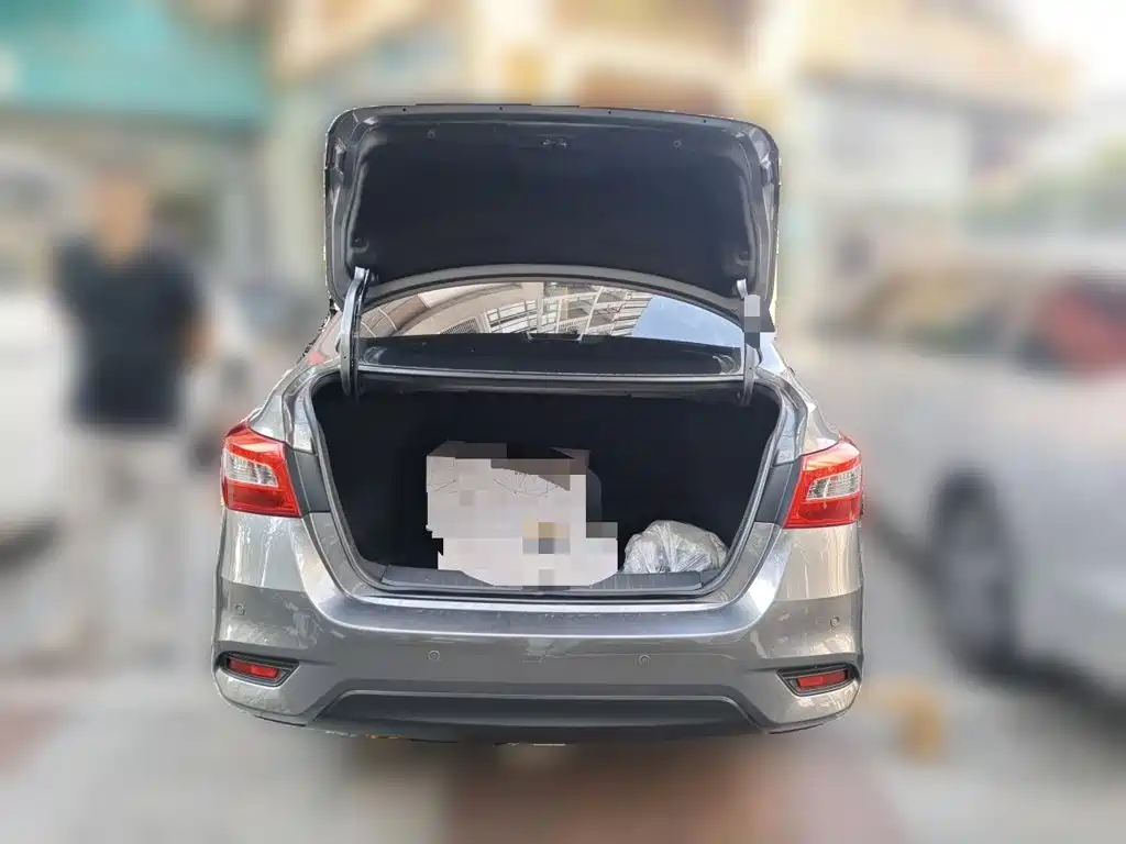 Nissan SYLPHY, миниатюра 10
