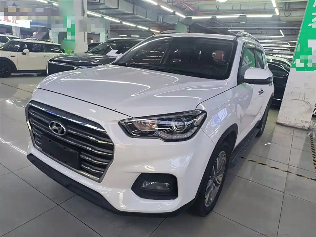 Hyundai Beijing Hyundai ix35 2019 2.0L Automatic 2WD Zhiyong·Enjoy China V фото 2