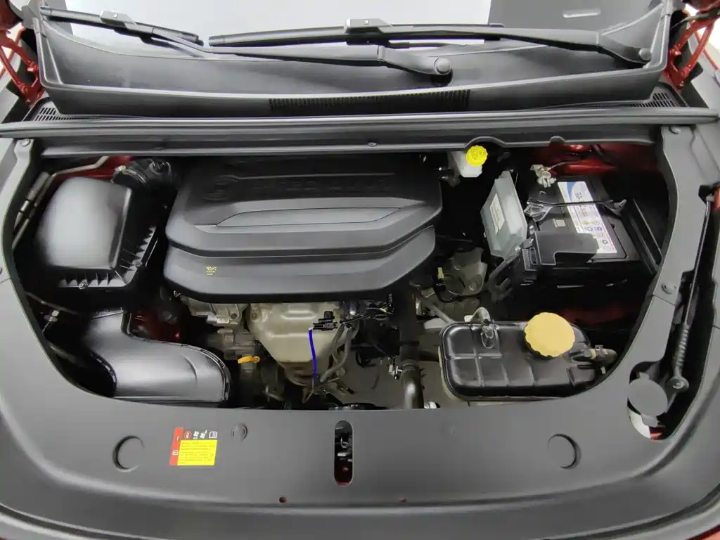 Фото 6 - Baojun RM-5