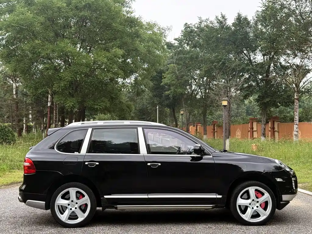 Фото 5 - Porsche Cayenne