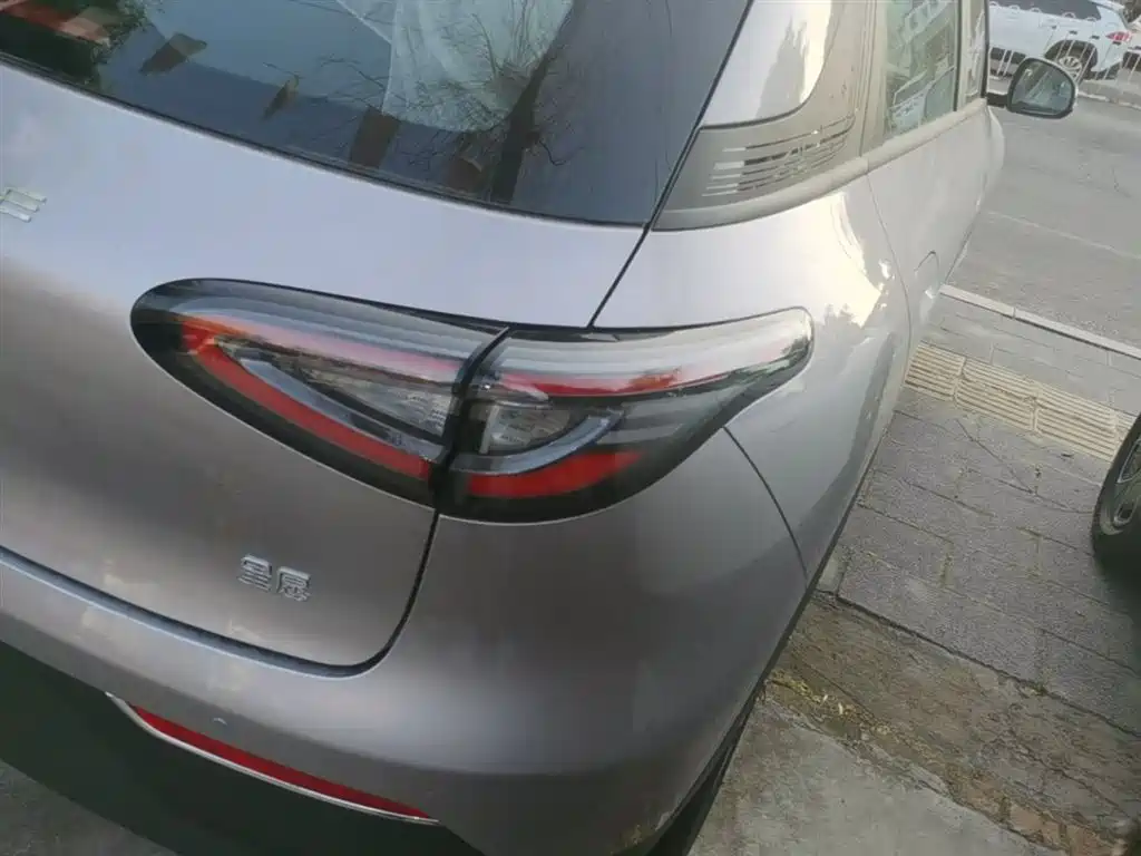 Geely Galaxy Starry Wish 2026 Edition 310km Youth Version фото 8