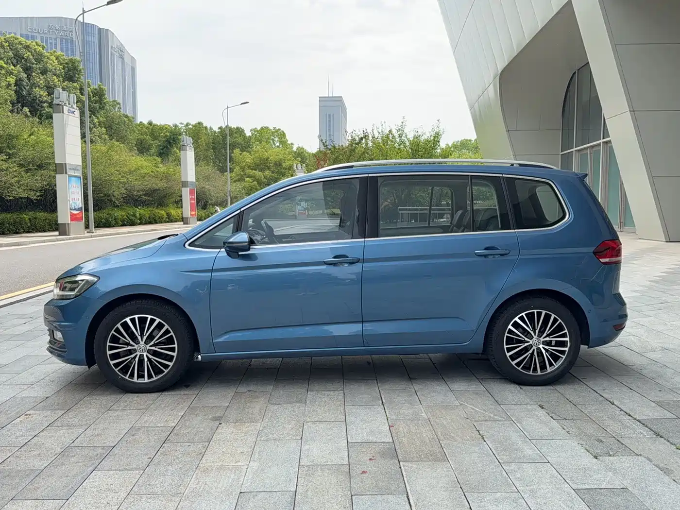 Volkswagen Touran 2018 2016 Touran L 280TSI DSG Luxury