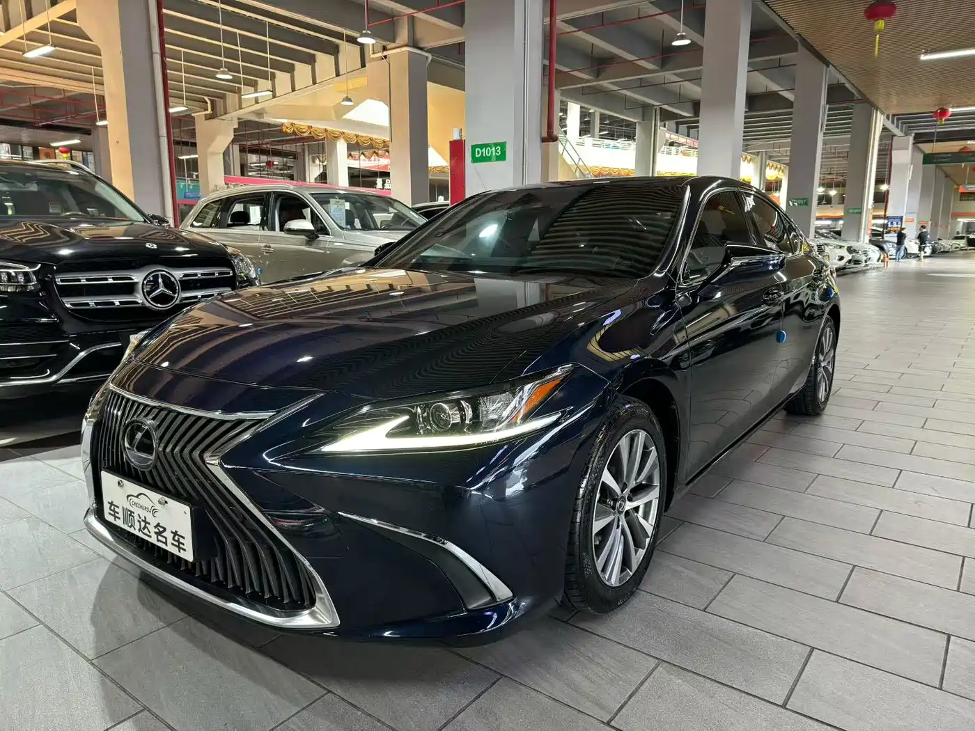 Lexus ES 2018 200 Excellence Edition China V