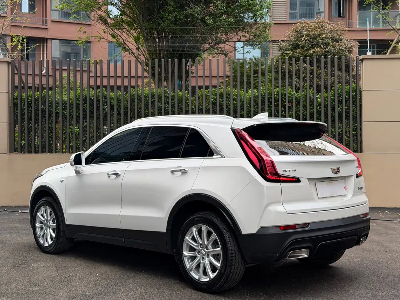 CADILLAC XT4
