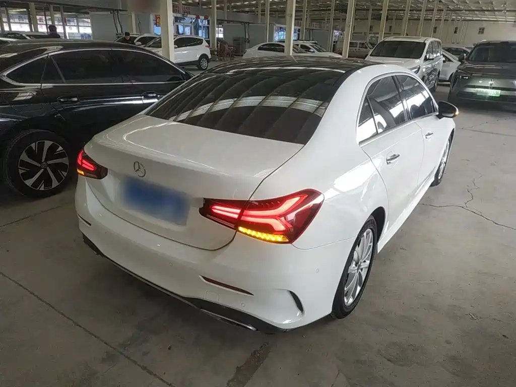 MERCEDES-BENZ CLASS A