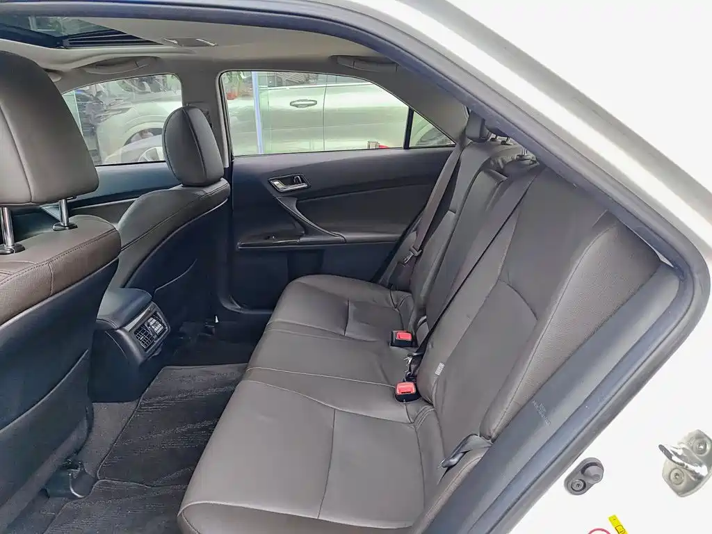 Toyota Reiz 2016 2013 2.5V Elite Edition