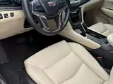 Photo 4 - Cadillac XT5