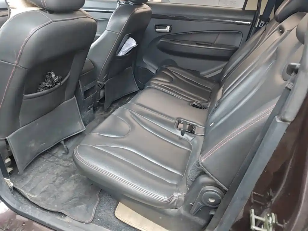 Dongfeng Fengguang Fengguang 370 2016 2016 1.5L Manual Luxury 7-seater