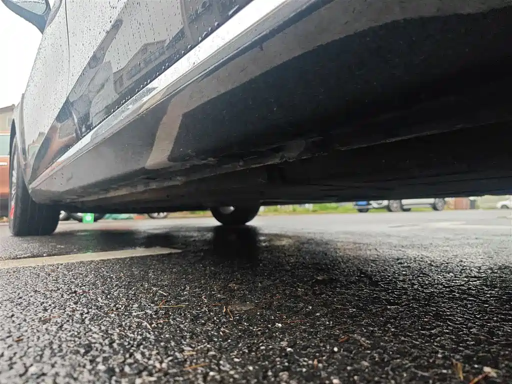 Hongqi H5 2023 1.5T DCT Smart Connect Flag Rhythm фото 18