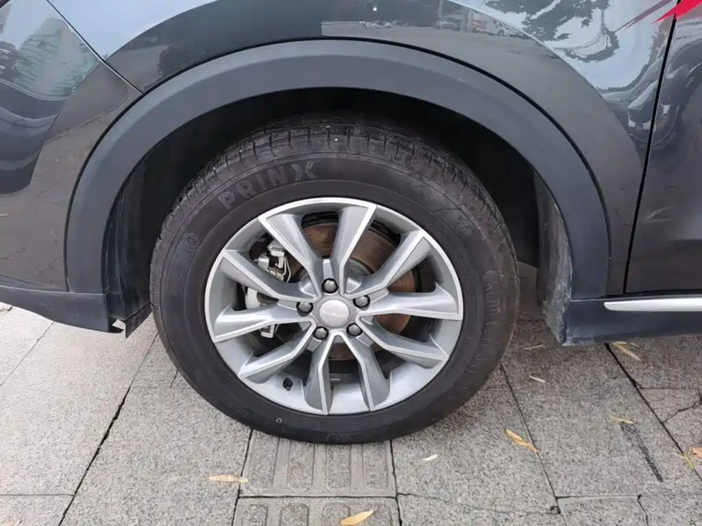 Roewe RX5 2026 2025 PLUS 330TGI Auto Trend-Setting Smart Edition