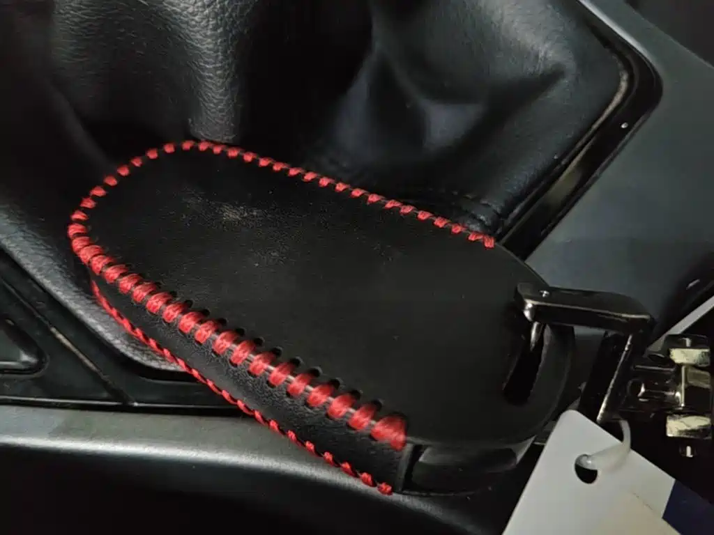 Фото 9 - Geely Emgrand
