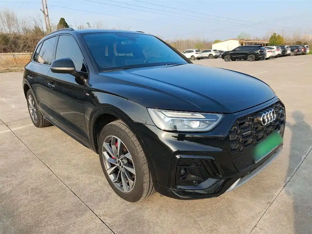 Audi Q5L 2024 Model 40 TFSI Luxury Dynamic фото 22