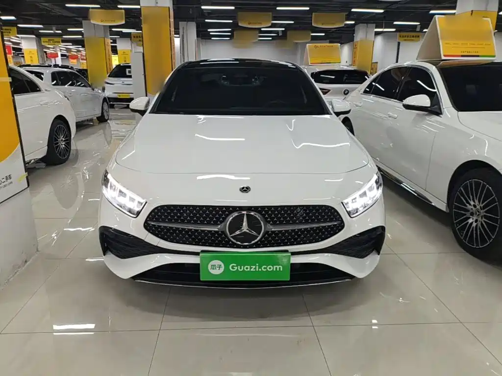 Mercedes-Benz A-Class 2026 2025 A 200 L Fashion Edition