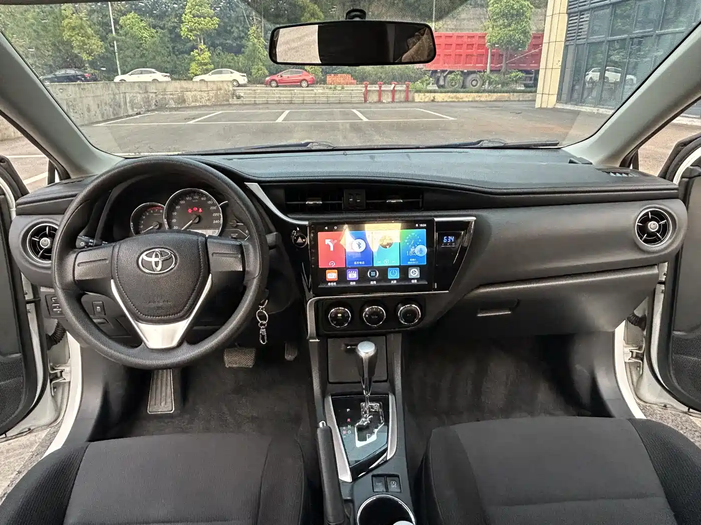 Toyota Corolla 2017 Facelift 1.2T S-CVT GL фото 7
