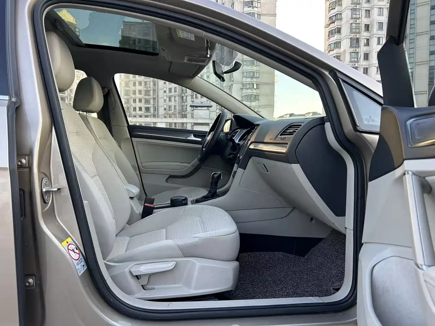 Volkswagen Golf 2015 1.4TSI Automatic Comfort фото 18