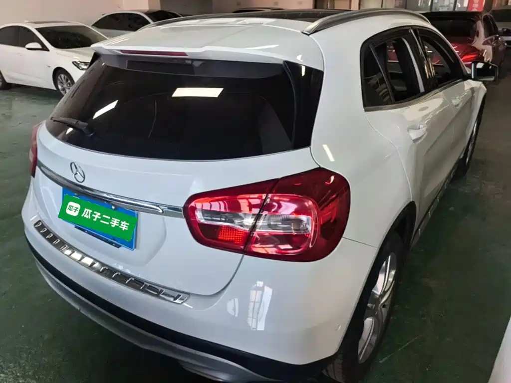 Mercedes-Benz GLA 2015 2015 GLA 200 Dynamic