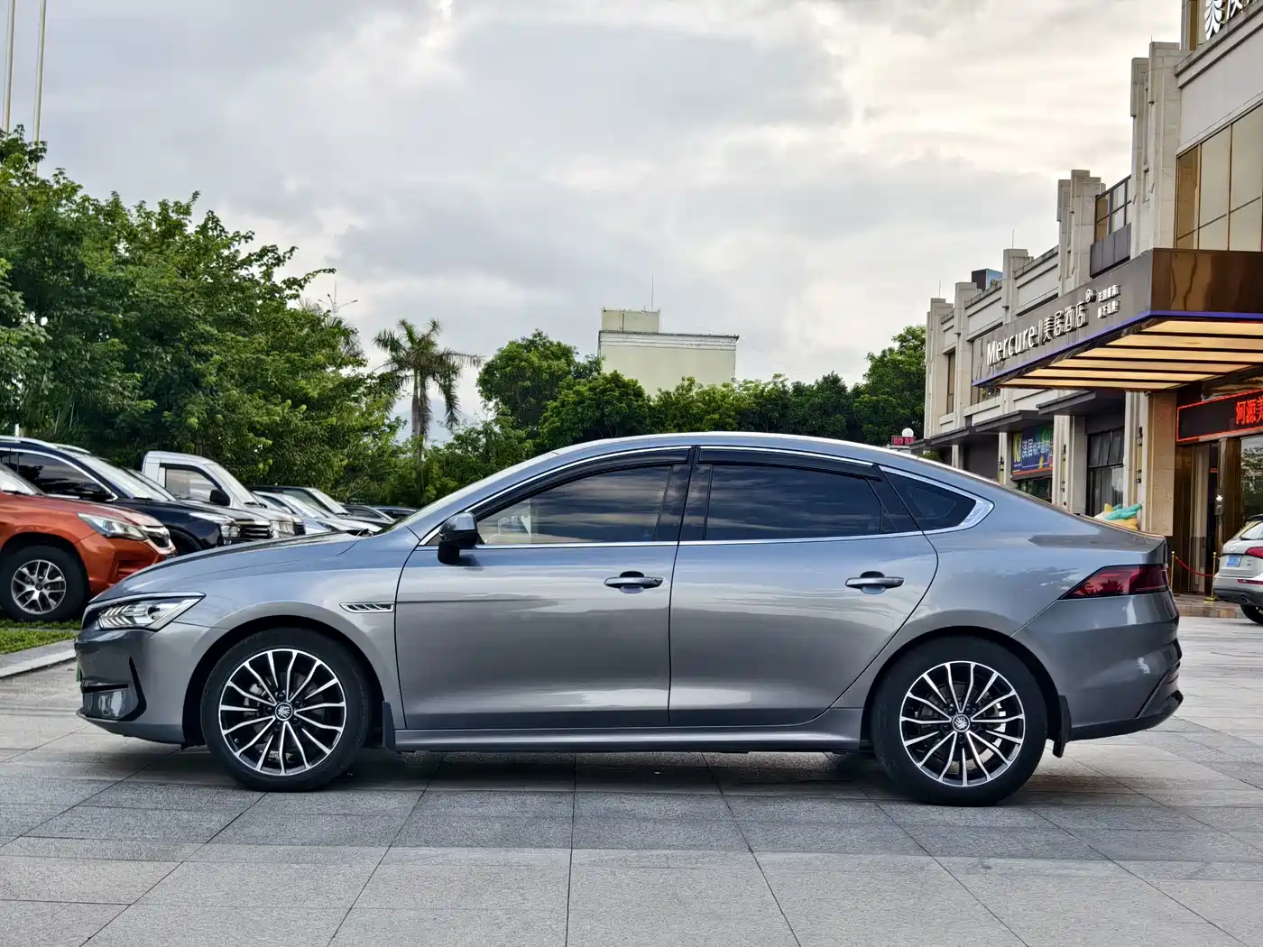 Фото 4 - BYD Qin PLUS