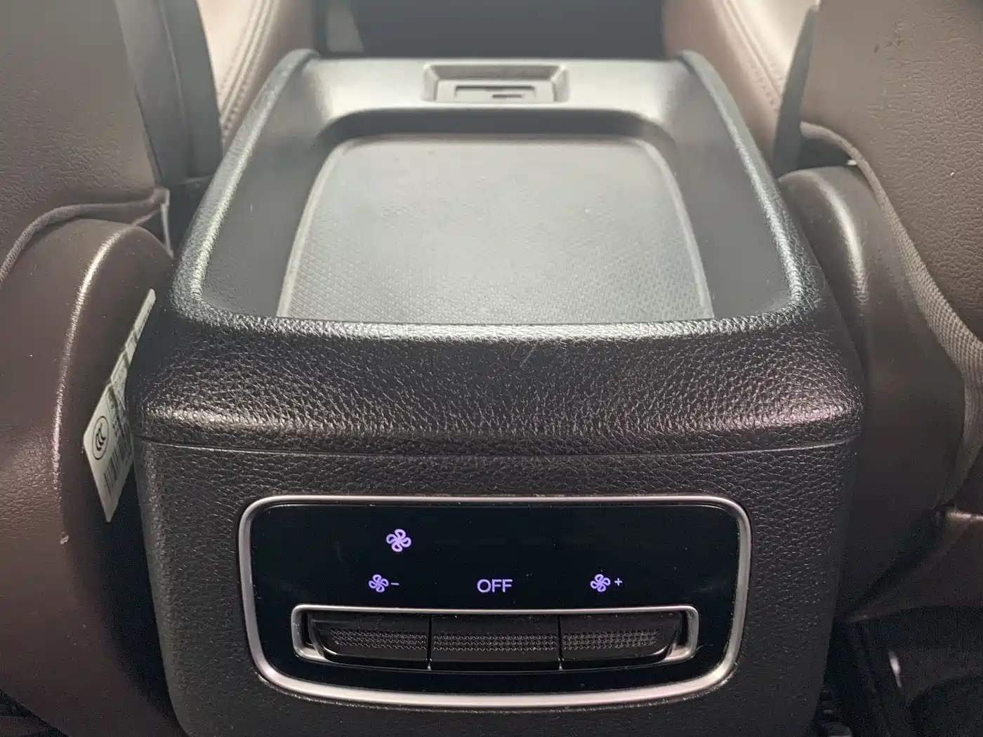 GAC Trumpchi Trumpchi M6 2019 270T Automatic Luxury (7-seater) China V фото 16