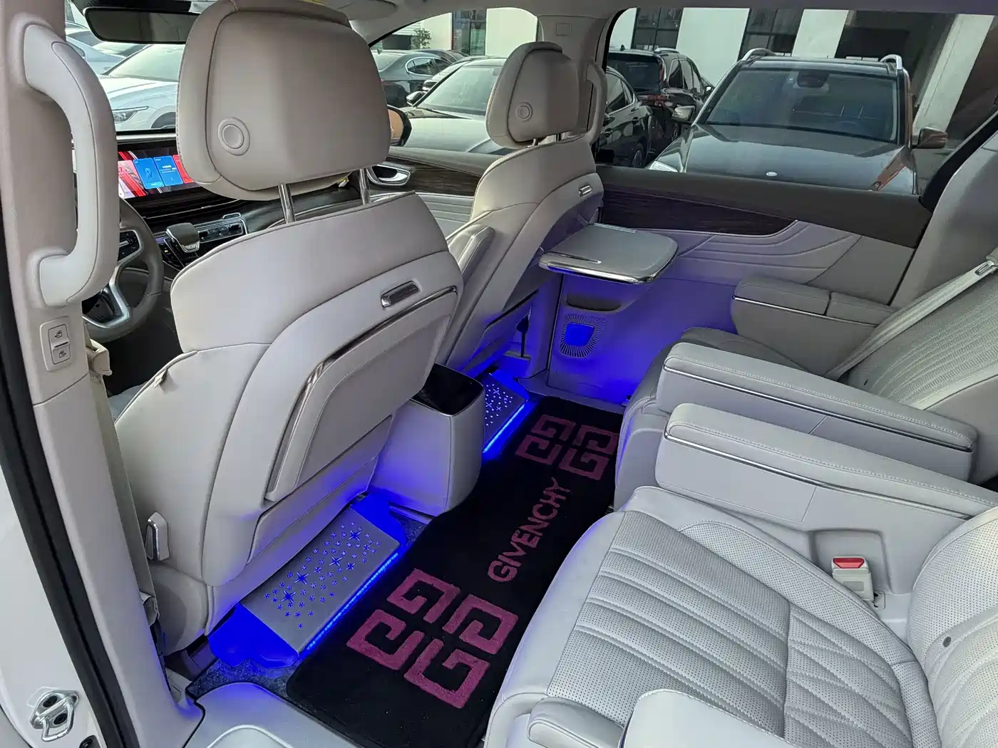 Roewe iMAX8 2023 2023 Model 400TGI Ultimate Enjoyment Edition