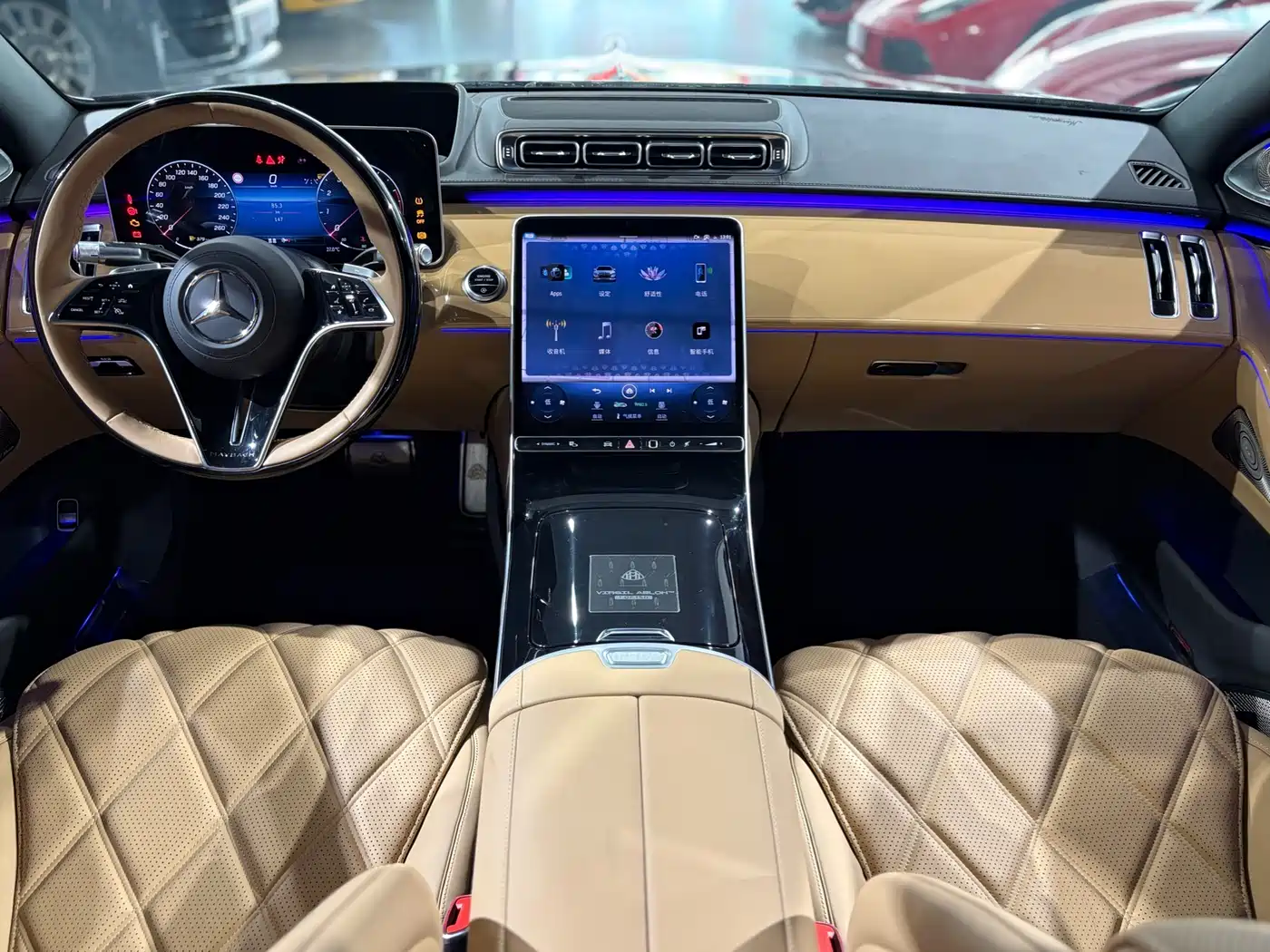 Mercedes-Benz Maybach S-Class 2022 S 680 4MATIC Virgil Abloh Limited Edition фото 21