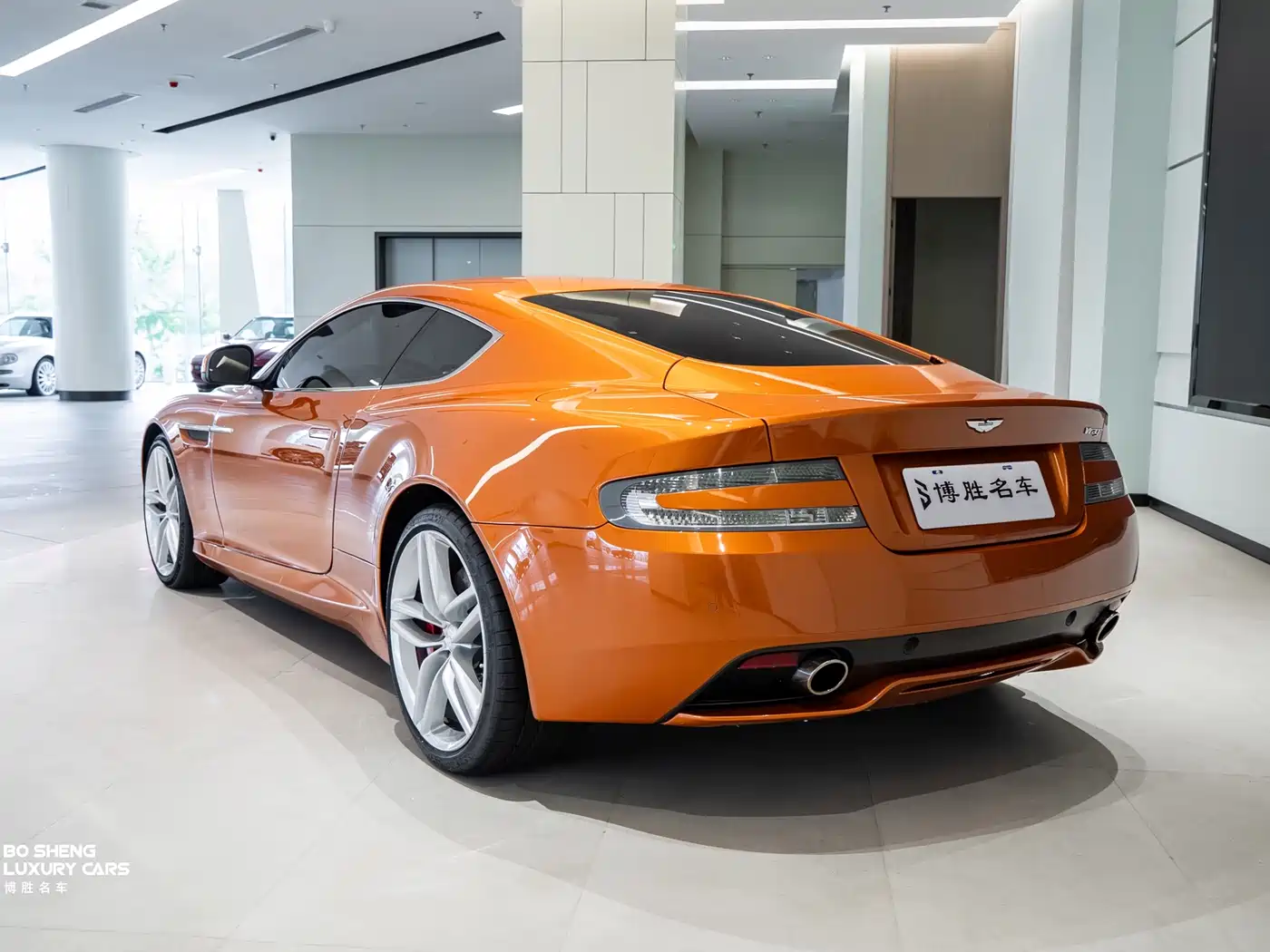Aston Martin Virage 2012 6.0 Coupe фото 37