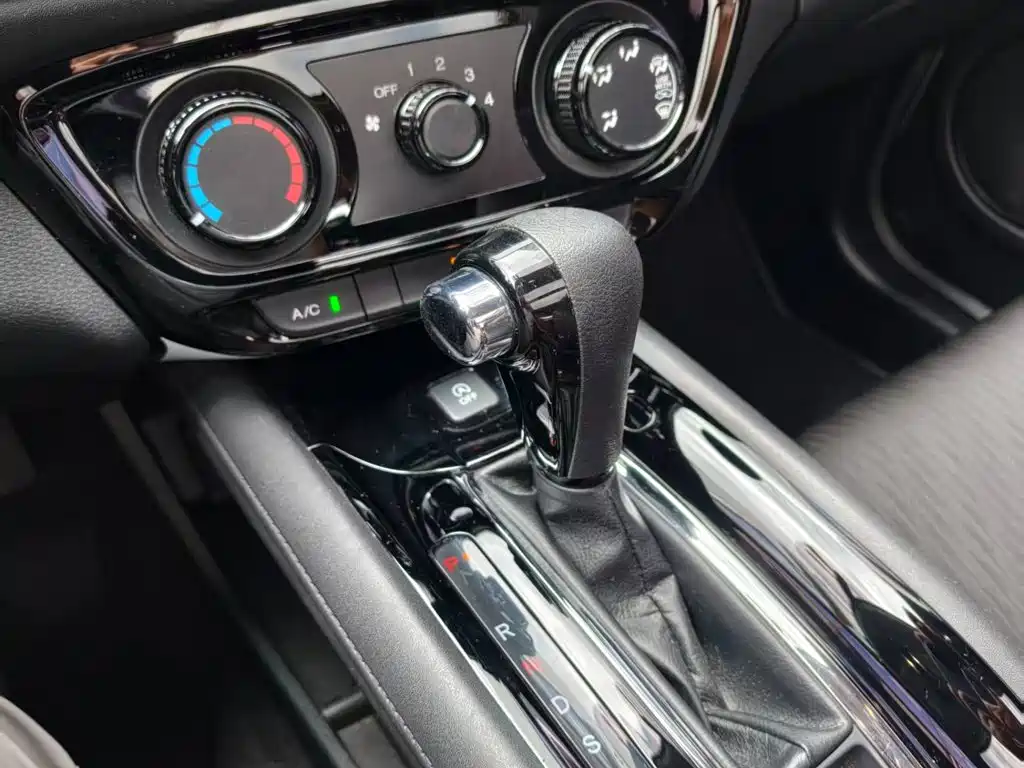 Honda Vezel, миниатюра 10