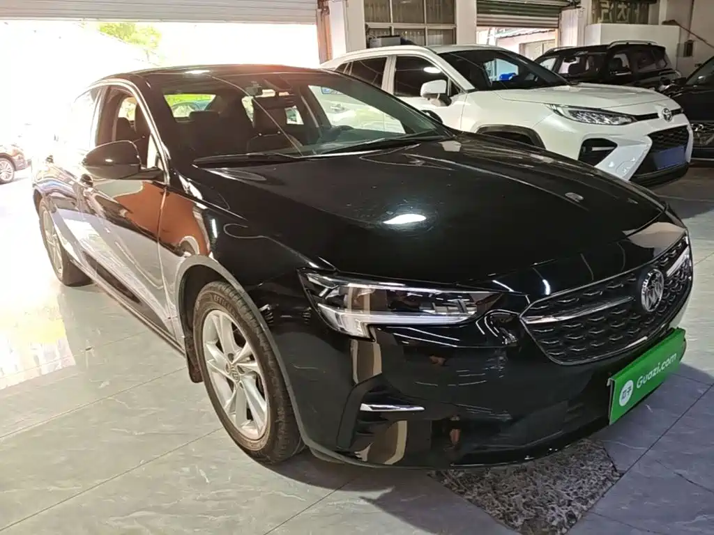 Фото 4 - Buick Regal