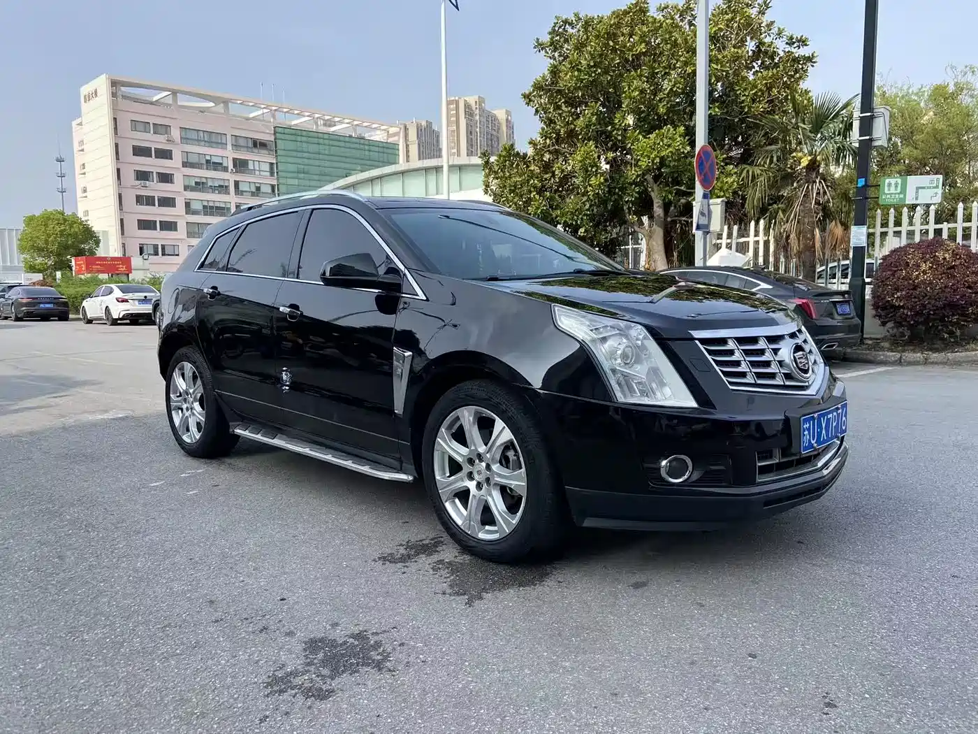 Фото 3 - Cadillac SRX
