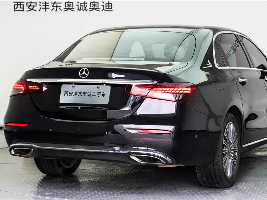 Mercedes-Benz E-Class 2023 E 300 L Fashion фото 21