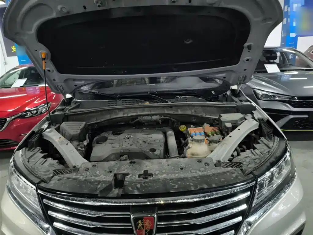 ROEWE RX5 NEW ENERGY
