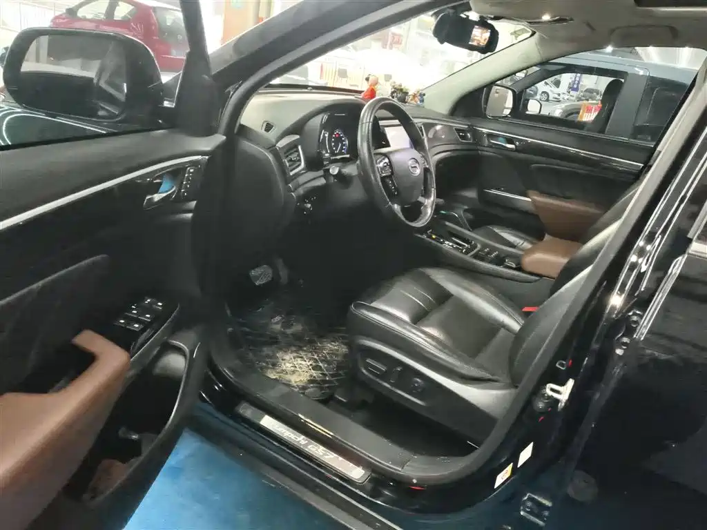 GAC Trumpchi Trumpchi GS7 2017 320T 2WD Luxury Smart Connect фото 16