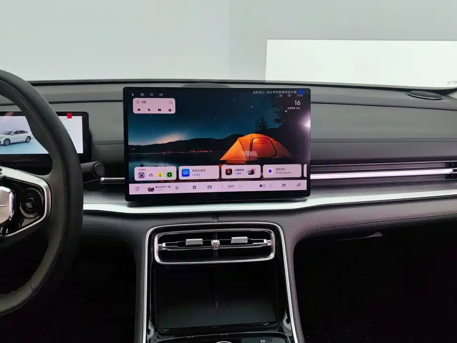 Geely Galaxy Galaxy A7 2025 2025 EM-i 150km Premium Edition