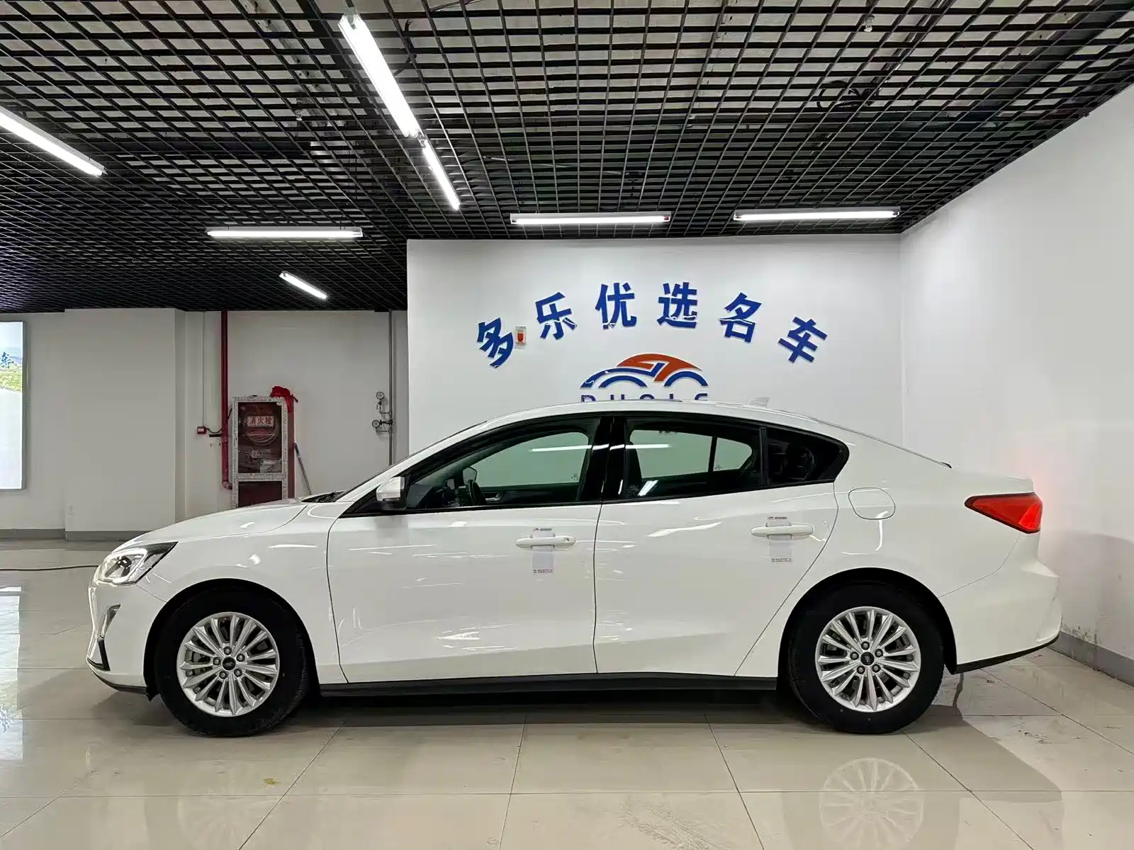 Фото 9 - Ford Focus