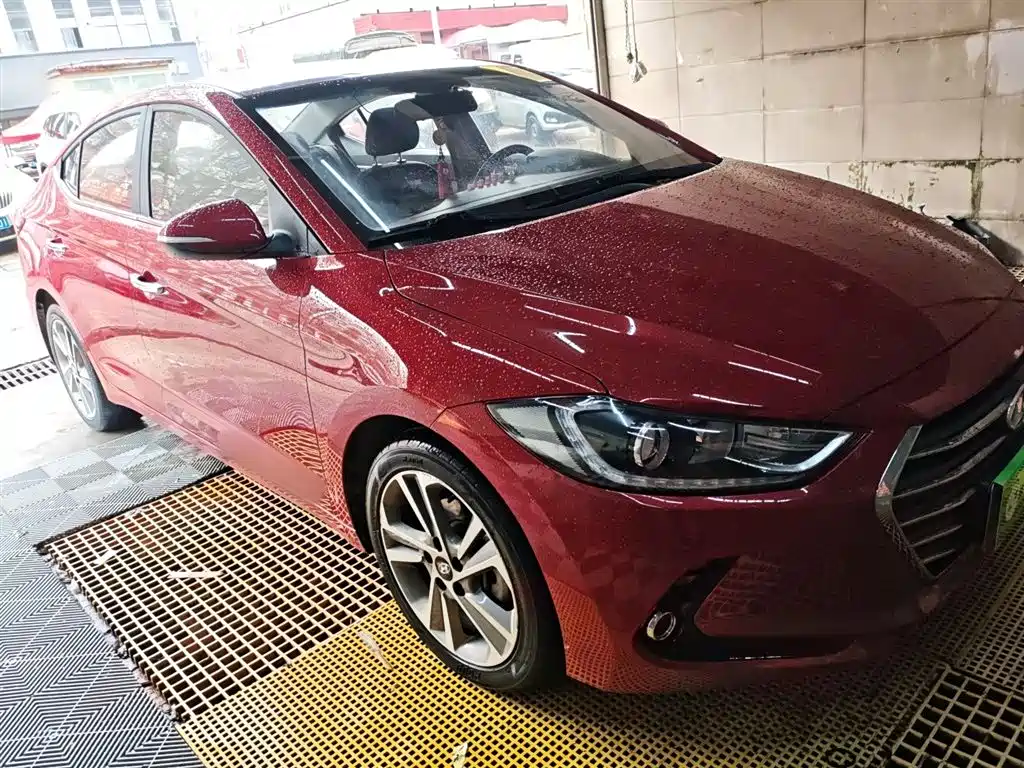 Hyundai Elantra 2016 Model 1.6L Automatic Smart Elite фото 4