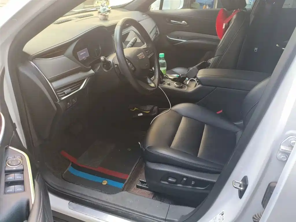 Cadillac XT4 2021 28T FWD Luxury Edition фото 11