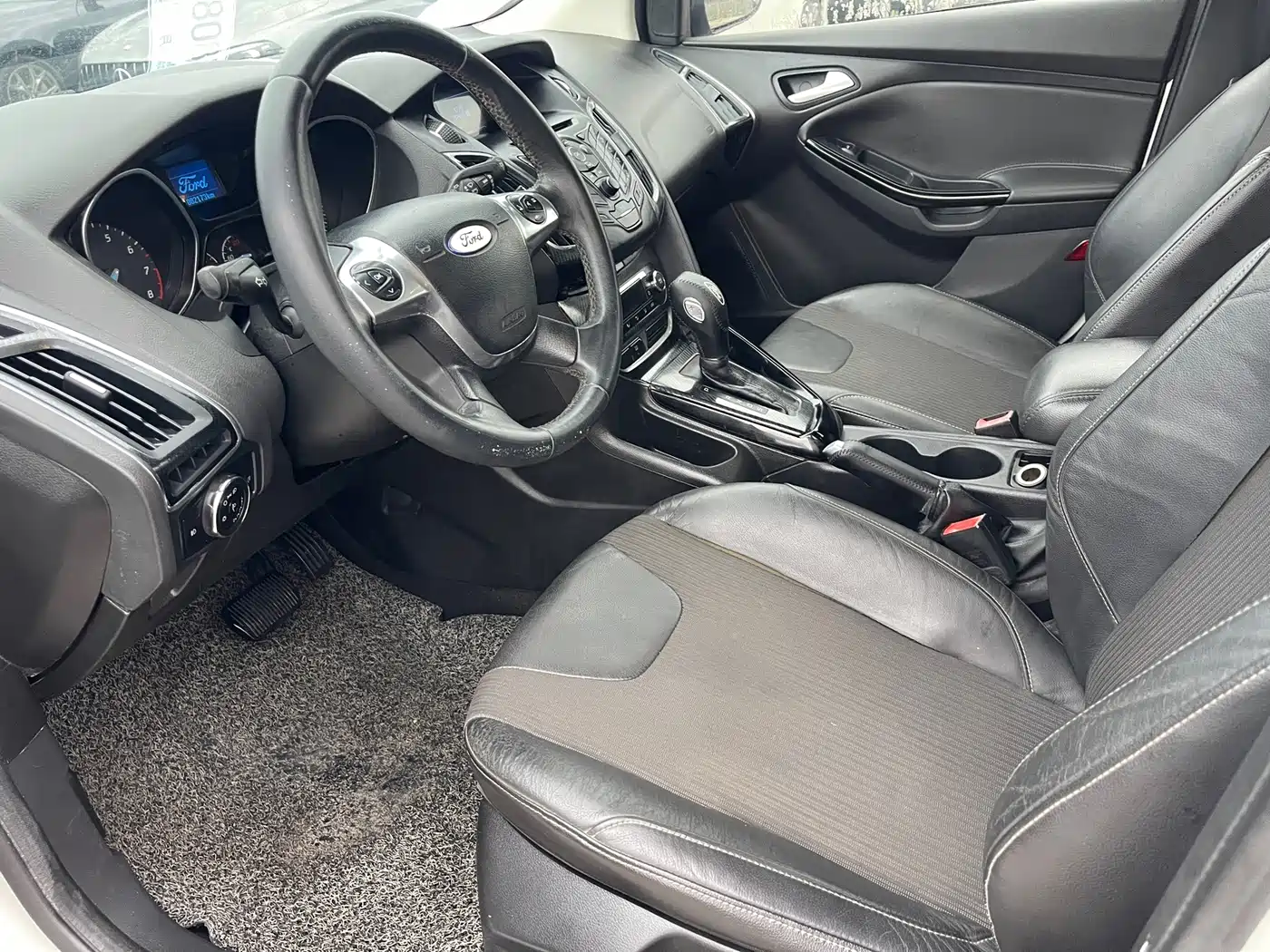 Фото 9 - Ford Focus
