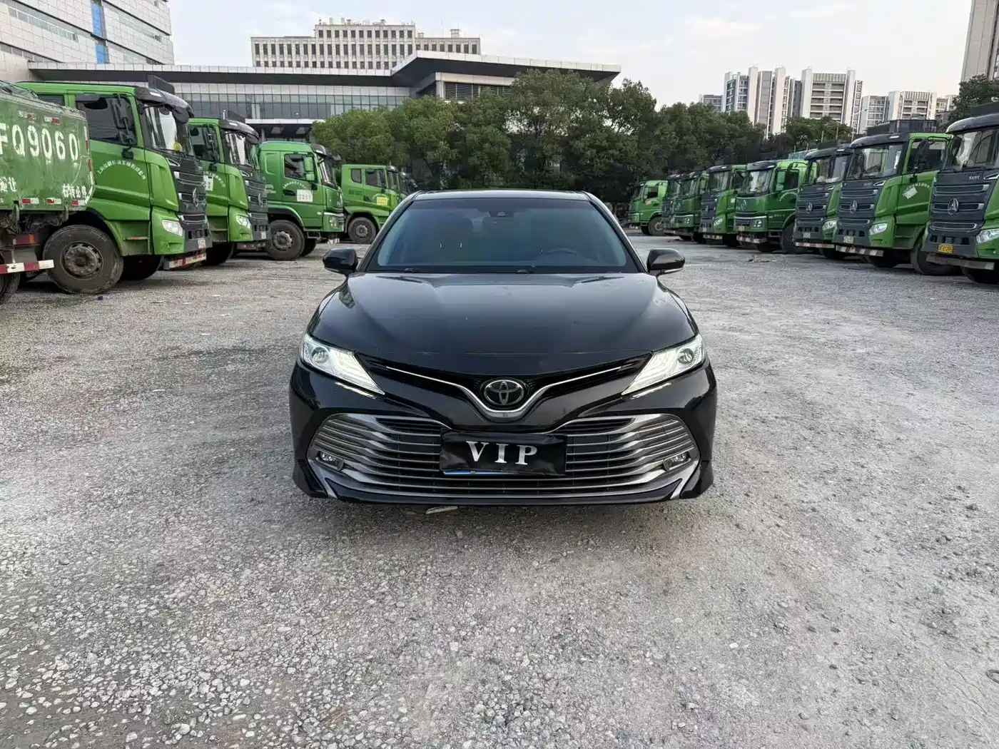 Фото 1 - Toyota Camry