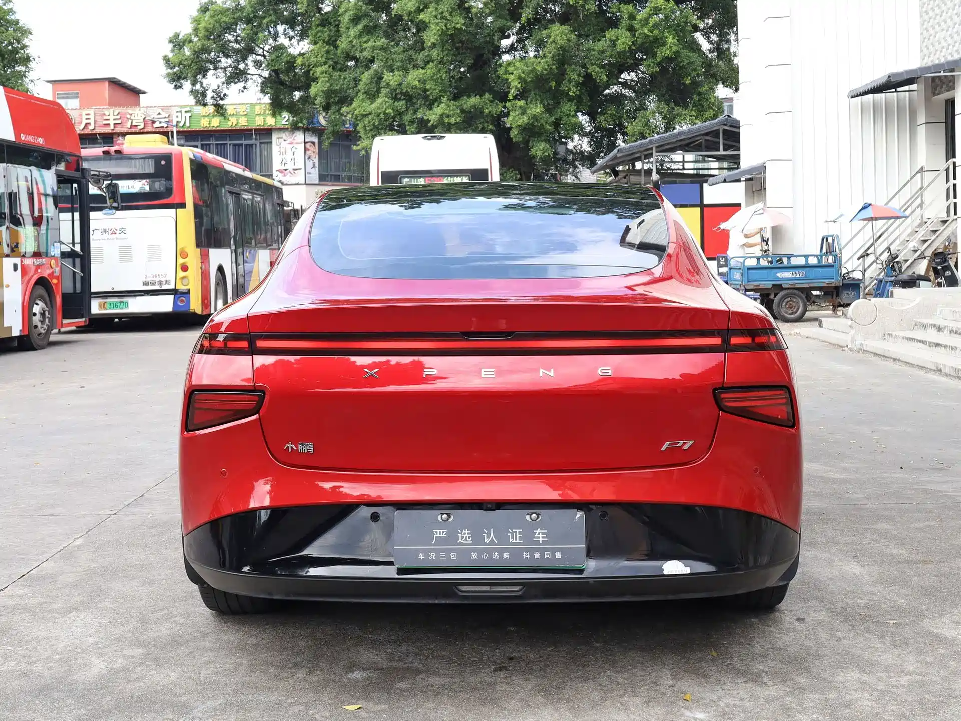Фото 8 - XPeng P7