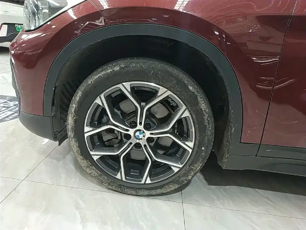 BMW X1 2021 sDrive25Li Leading фото 23