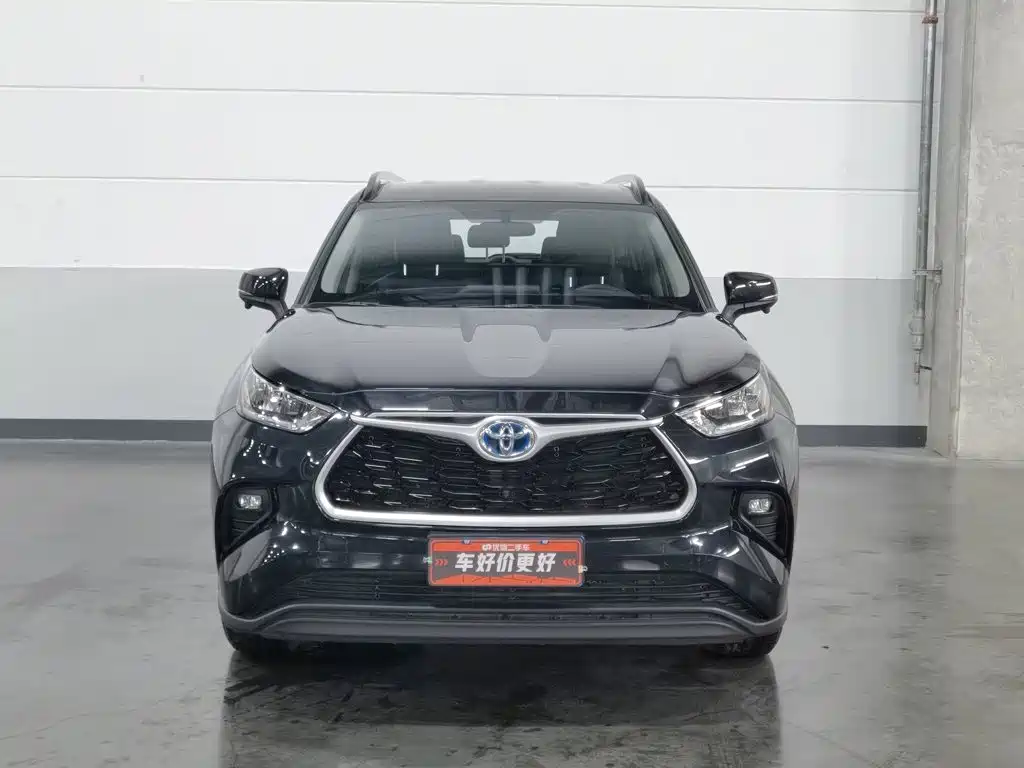 Фото 3 - Toyota Highlander